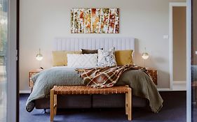 Hamilton House - Snowy Mountain Luxury Villas